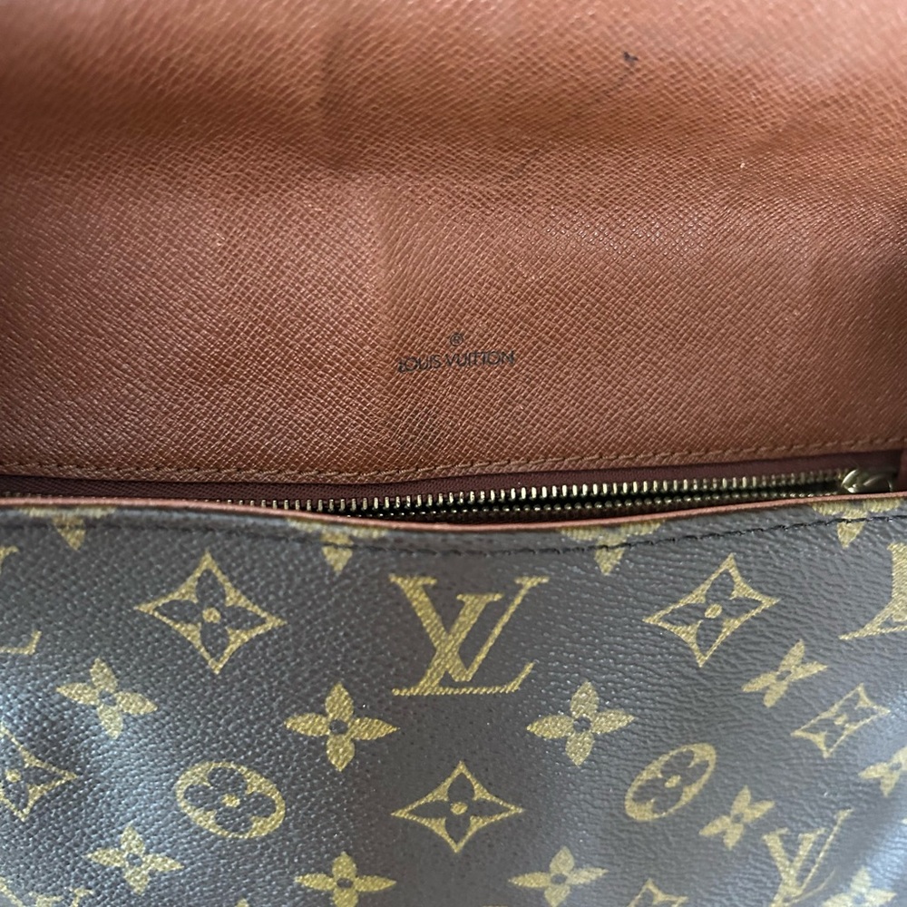 Louis Vuitton Saint Cloud GM Monogram Crossbody Bag - Picture 7 of 12
